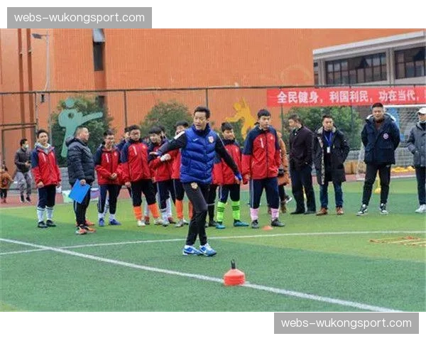 “足球回家”项目：意甲俱乐部联合开展反种族主义青少年教育活动